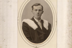 1909 William Gordon Firth
