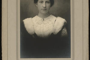 1913 Helen L VanWart