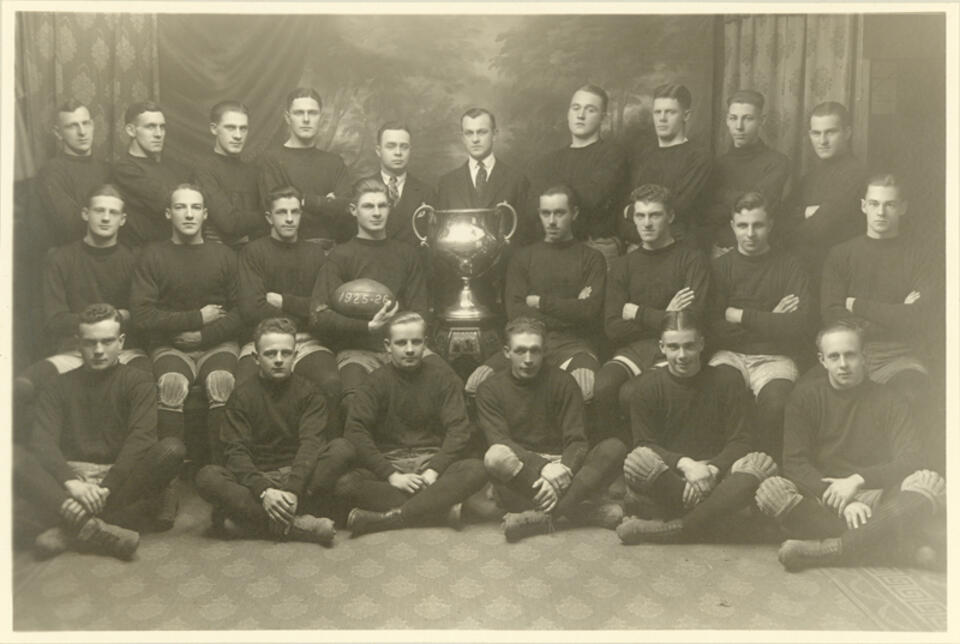 1925 Football (Men) Sports Photo