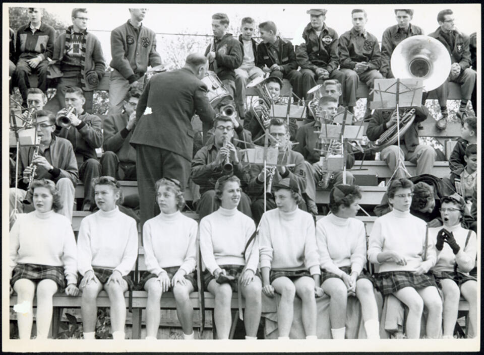 1956 Cheerleading (Women) Sports Photo