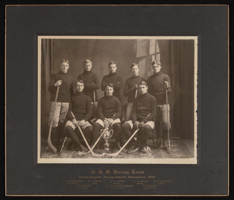 1909 Hockey (Men) Sports Photo