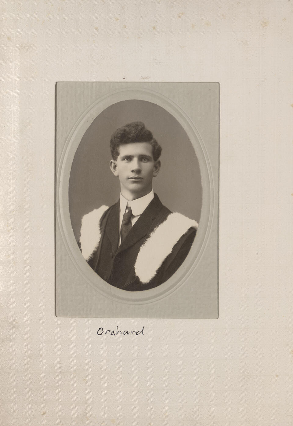 1909 Frank Leslie Orchard