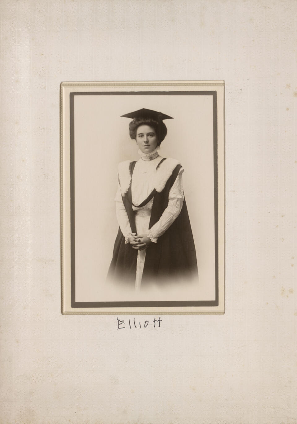 1909 Mary Lillian Elliott