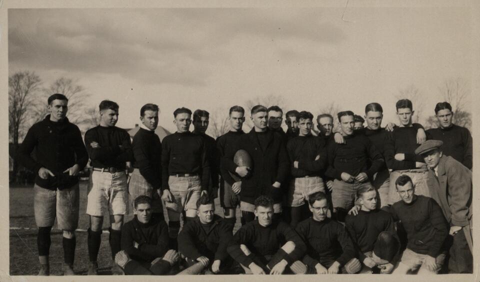 1925 Football (Men) Sports Photo